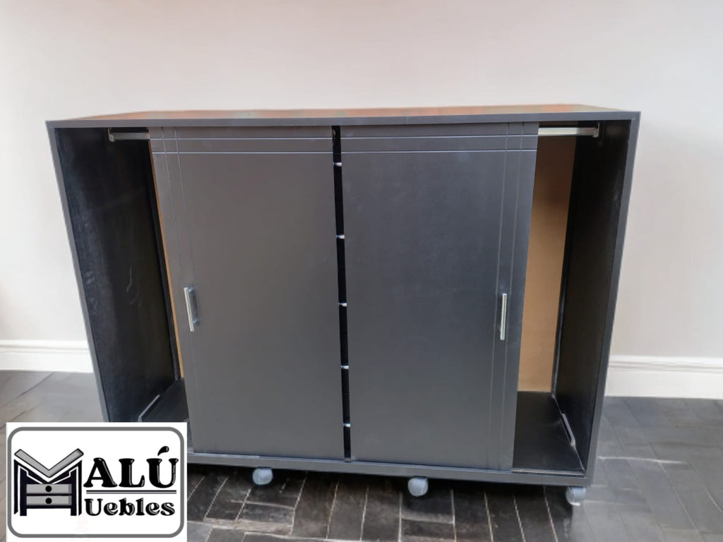 Semanario / Camisero Negro